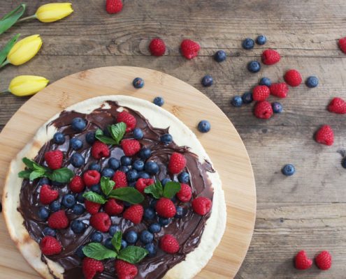 kochbuch_flammkuchen_sweet Süßer Nougat-Flammkuchen mit frischen Beeren