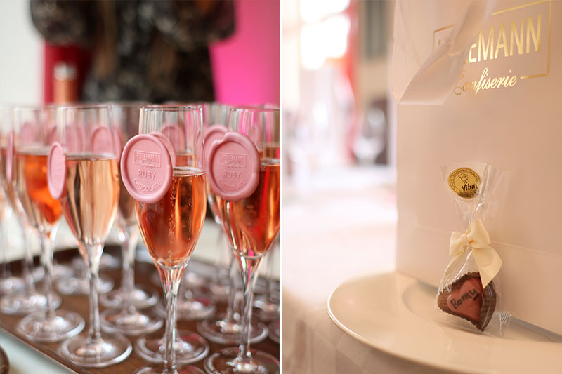Sektempfang mit Ruby Chocolate und Praline Sekt mit Ruby Chocolate und individuelle Ruby Praline als Tischkärtchen