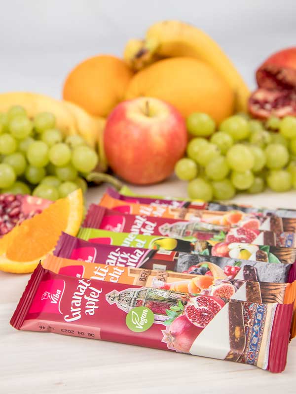 Viba Genussriegel Granatapfel liegt vor anderen Viba Fruchtriegeln