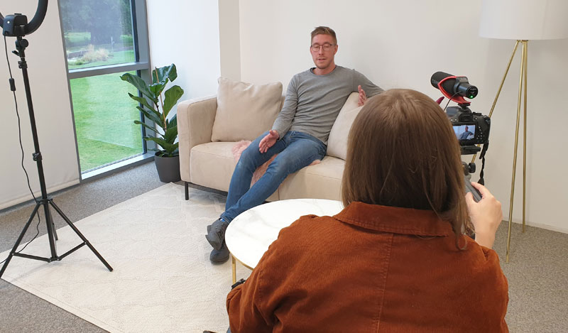 Interview und Videodreh Interview-für-das-Bienenvideo