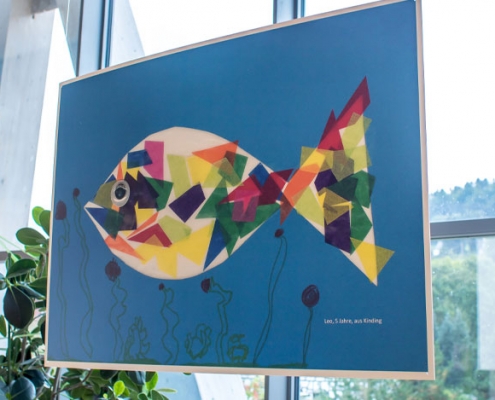 ausstellung-viba-nougat-welt Bild mit gebastelten Fisch auf A0 vergrößert