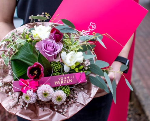Blumenstrauß mit dem Viba Grußboten Von Herzen