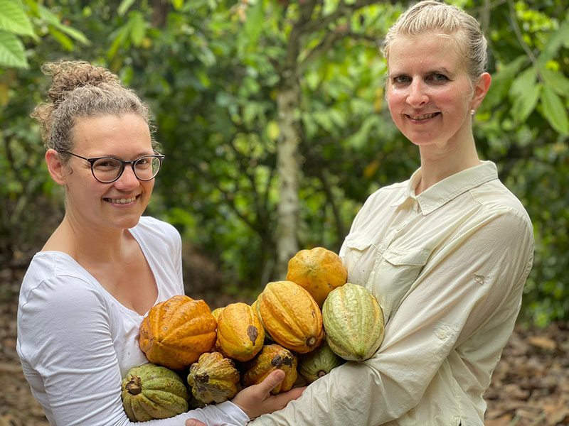 Ariane-Schmidt-und-Corinna-Wartenberg