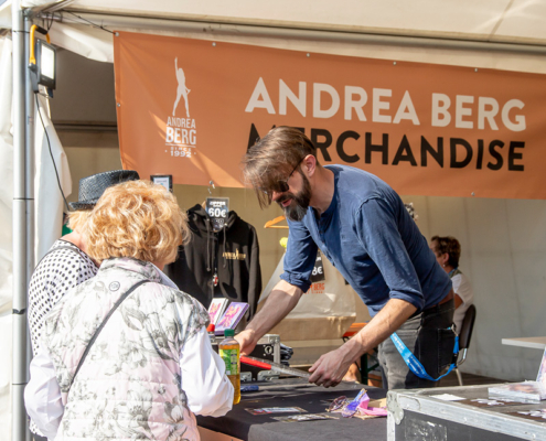 Andrea Berg Merchandise Andrea Berg Merchandise Stand