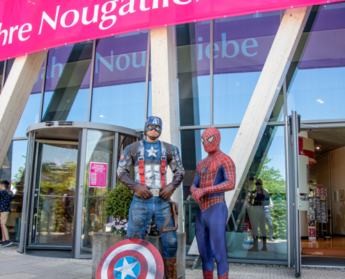 Spiderman und Captain America Spiderman und Captain America vor der Nougat-Welt