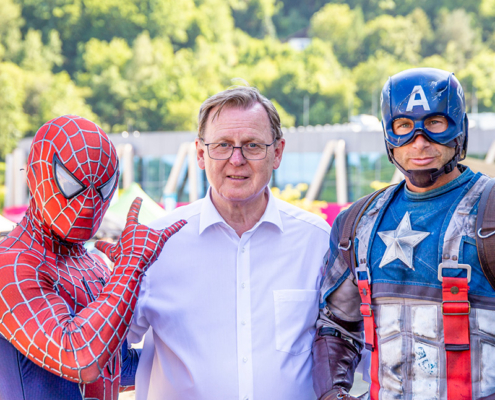 Gruppenfoto Hier ist einer berühmter als der andere
