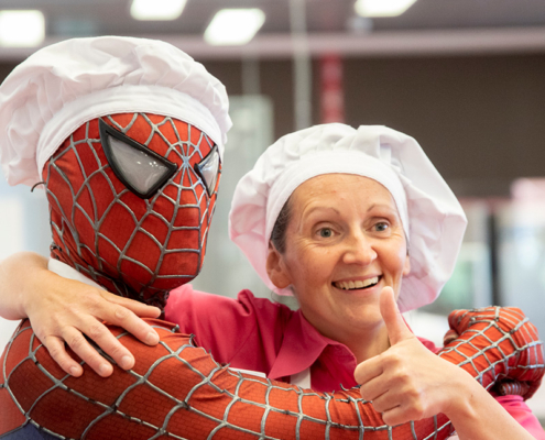 Spiderman Spiderman und Viba Confiseurin Wendy