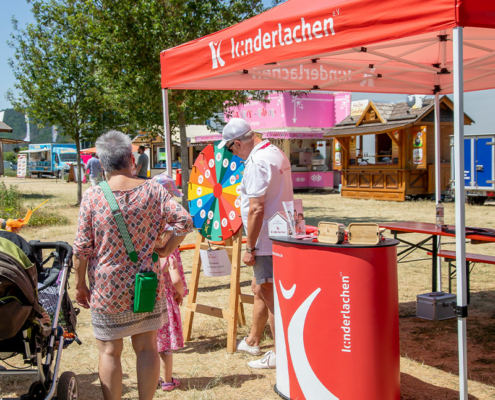 Kinderlachen Stand des Vereins kinderlachen e.V. zum Thüringentag 2023
