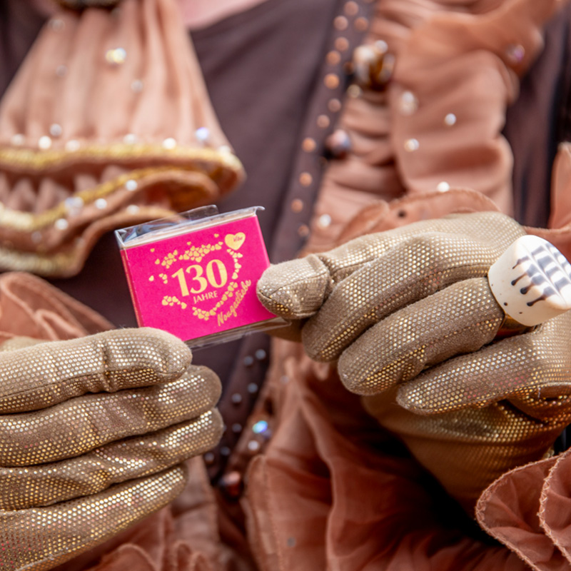 130 Jahre Nougatliebe Schokolade Schokoladentafel mit 130 Jahre Nougatliebe