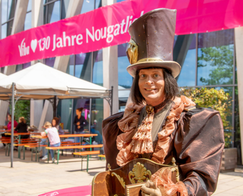 Monsieur Chocolat Monsieur Chocolat steht vor der Nougat-Welt