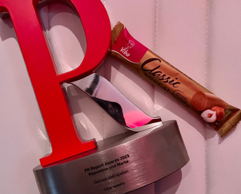 PR Award liegt neben der Classic Nougatstange